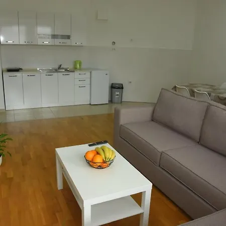 شقة Aura Apartments-modern,familyheaven,bus Station